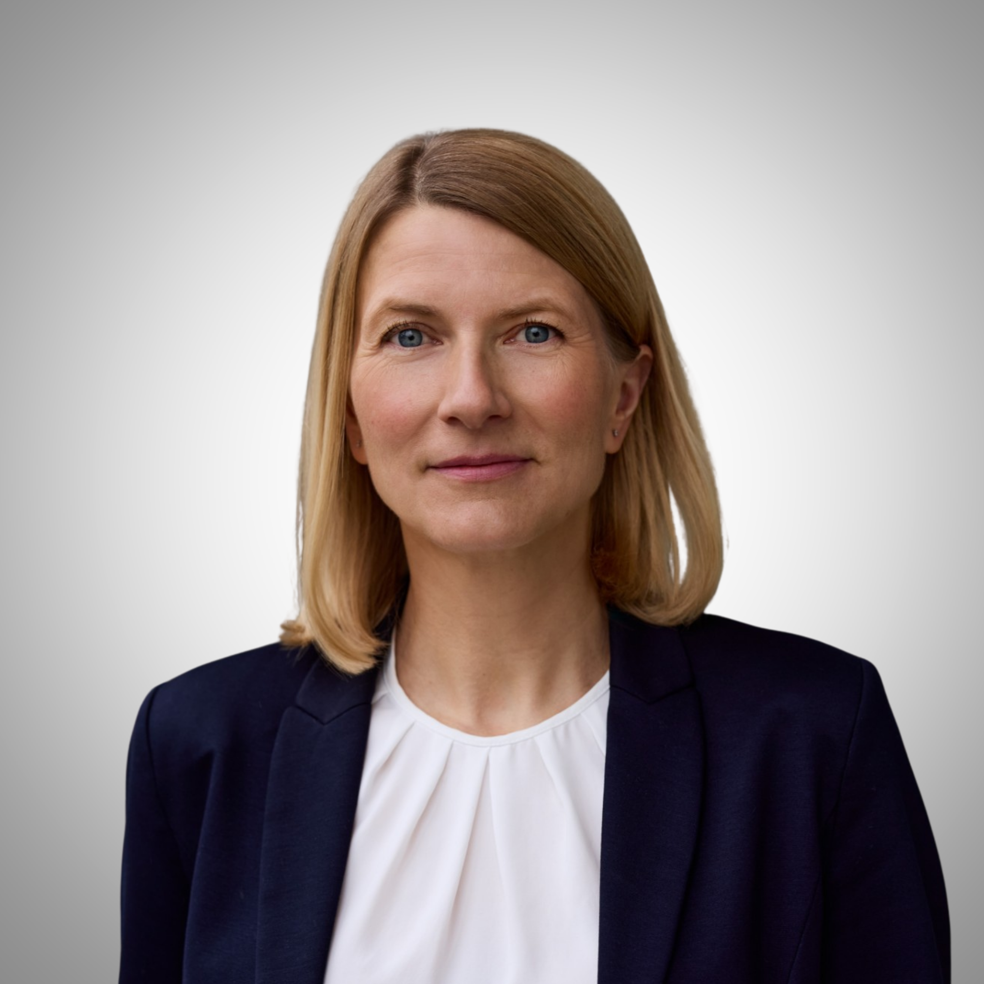 Sandra mit Hintergrund fea Aufsichtsratsverband